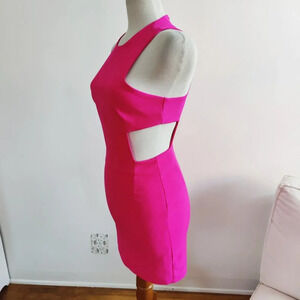 Tobi Cut Out Dress / Hot Pink Fuchsia / Body Fitting / Size Small Petite
